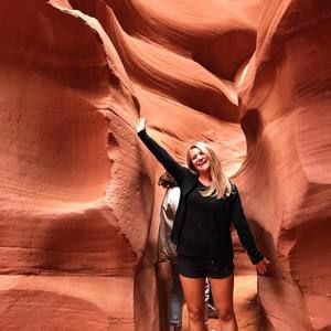 Meet your Posher, Caroline